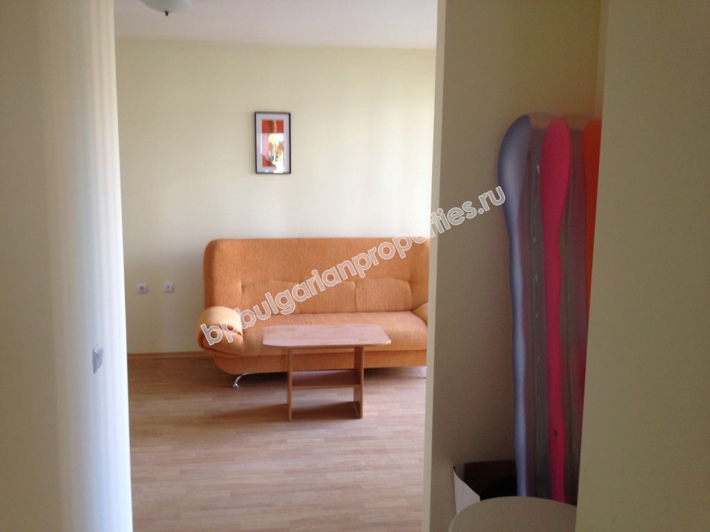 Двухкомнатная обставленная квартира на продажу в курорте Солнечный берег