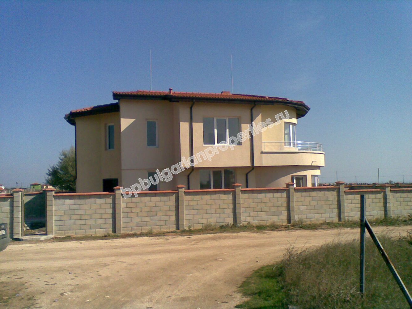 Элитный однофамильный двухэтажный дом на продажу с видом на море возле города Балчик