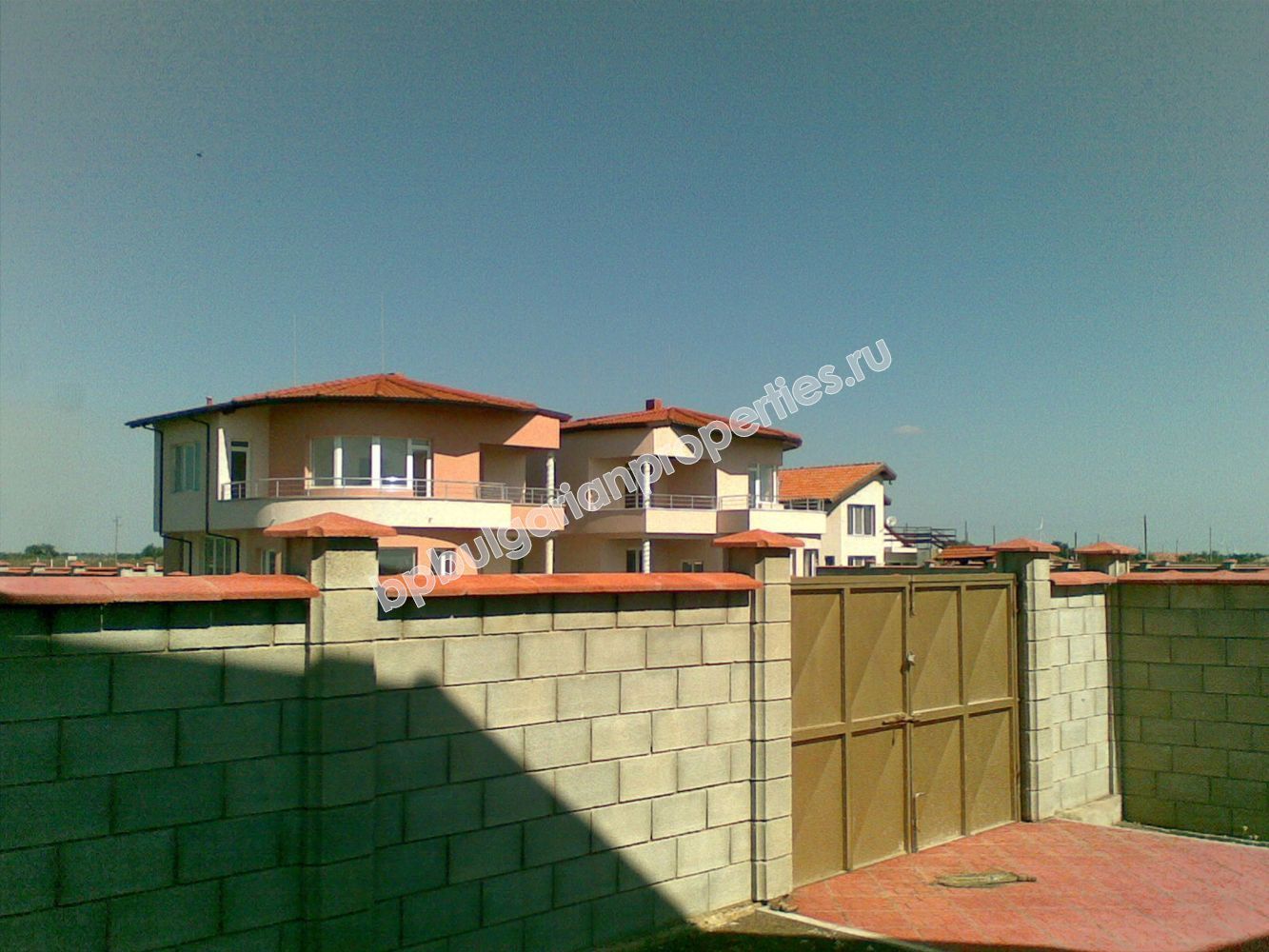 Элитный однофамильный двухэтажный дом на продажу с видом на море возле города Балчик