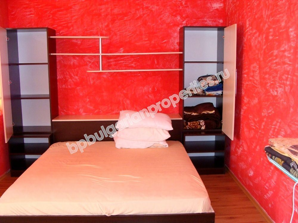 Люксовая двухкомнатная квартира на продажу близко к морю в городе Поморие