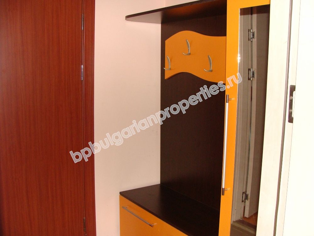 Люксовая двухкомнатная квартира на продажу близко к морю в городе Поморие