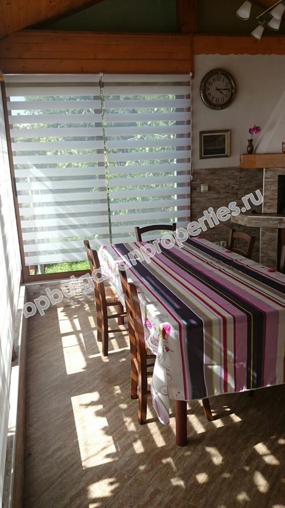 Двухэтажный городской дом для постоянного проживания в юго-восточной Болгарии Двухэтажный городской дом для постоянного проживания в юго-восточной Болгарии