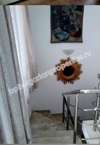 Двухспальный меблированный таунхаус на продажу близко к пляжу в курорте Святой Влас Двухспальный меблированный таунхаус на продажу близко к пляжу в курорте Святой Влас