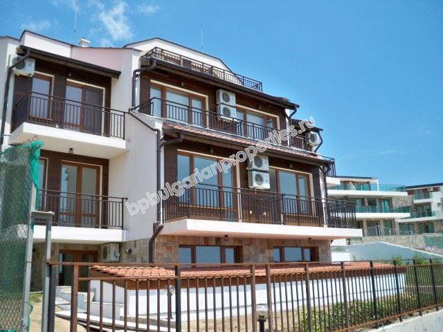 Вторичная недвижимость в Болгарии. Квартира в комплекс-люкс в Созополе Вторичная недвижимость в Болгарии. Квартира в комплекс-люкс в Созополе