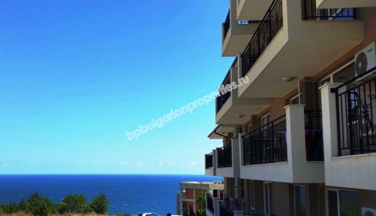 Новая меблированная студия на продажу близко к пляжу в курорте Бяла