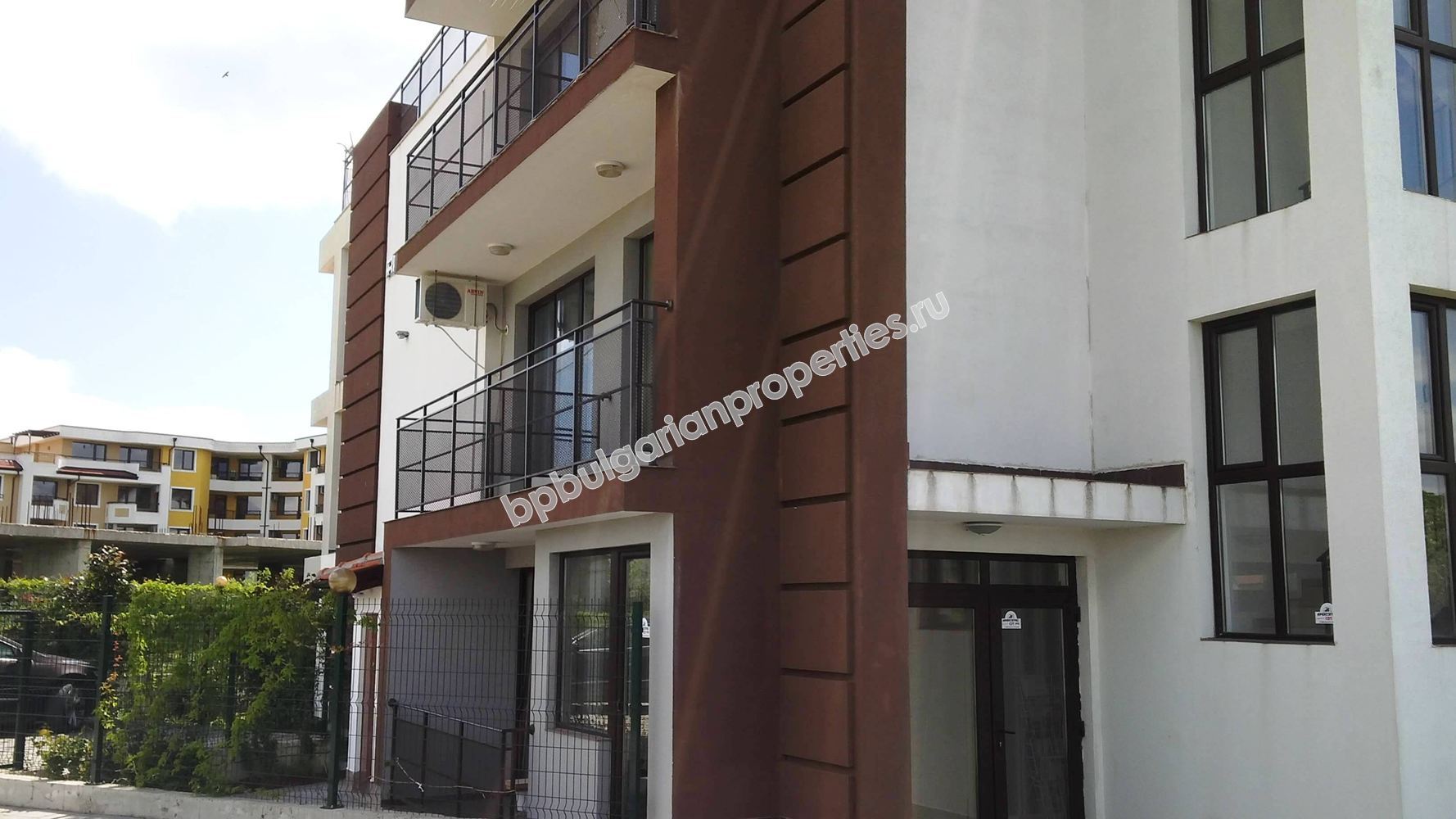 Меблированная студия на продажу близко к морю в курорте Равда