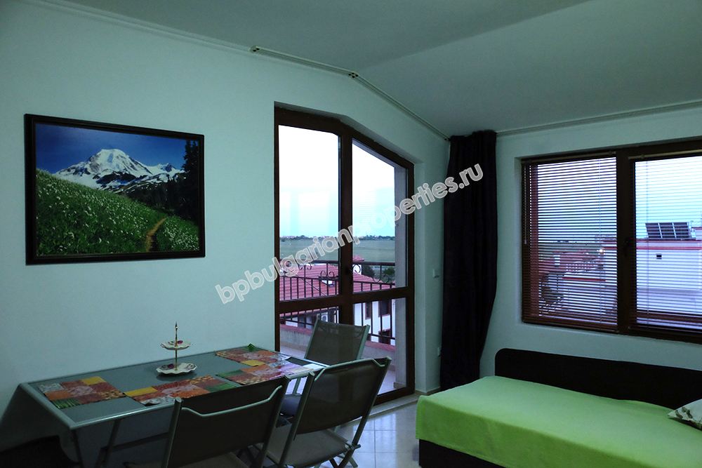 Двухкомнатная меблированная квартира у моря на продажу в курорте Ахелой Двухкомнатная меблированная квартира у моря на продажу в курорте Ахелой