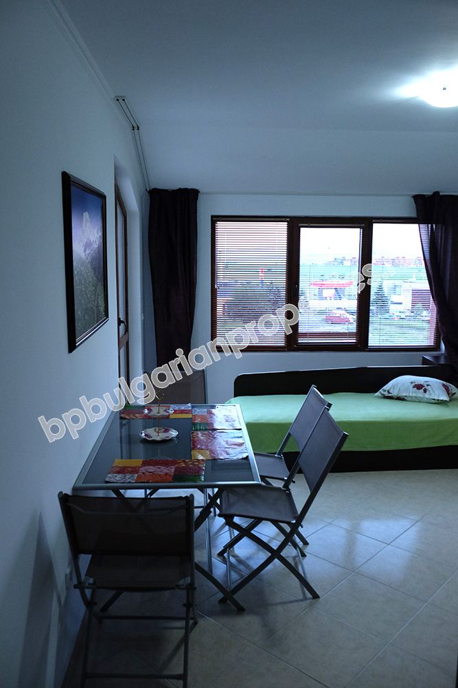 Двухкомнатная меблированная квартира у моря на продажу в курорте Ахелой Двухкомнатная меблированная квартира у моря на продажу в курорте Ахелой