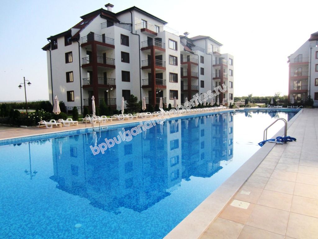 Двухкомнатная меблированная квартира у моря на продажу в курорте Ахелой Двухкомнатная меблированная квартира у моря на продажу в курорте Ахелой