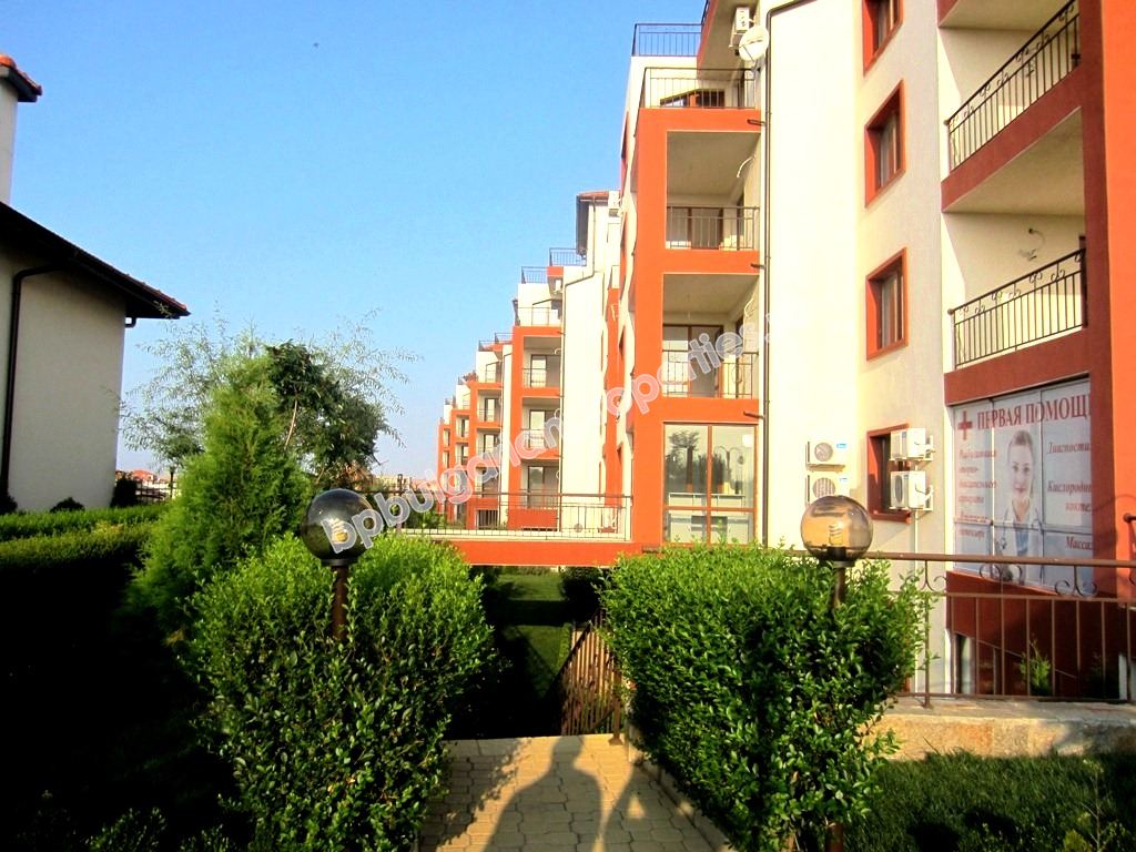 Двухкомнатная меблированная квартира у моря на продажу в курорте Ахелой Двухкомнатная меблированная квартира у моря на продажу в курорте Ахелой