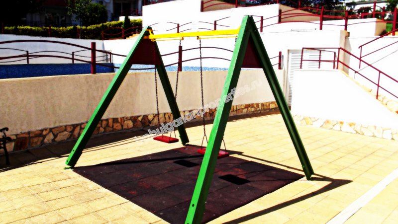 Меблированная студия на первой линии моря для продажи вблизи курорта Святой Влас