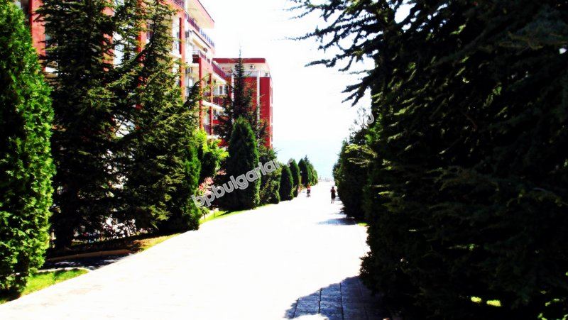 Меблированная студия на первой линии моря для продажи вблизи курорта Святой Влас