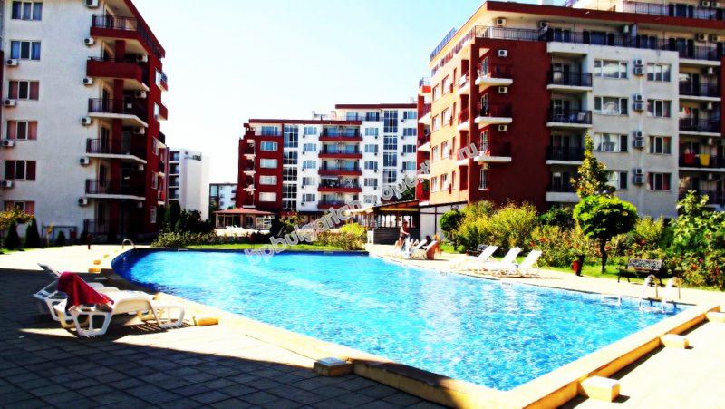 Меблированная студия на первой линии моря для продажи вблизи курорта Святой Влас