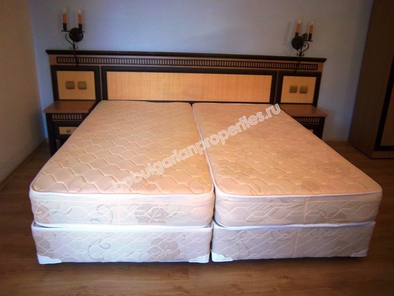 Роскошная двухкомнатная меблированная квартира на первой линии моря в курорте Елените Роскошная двухкомнатная меблированная квартира на первой линии моря в курорте Елените