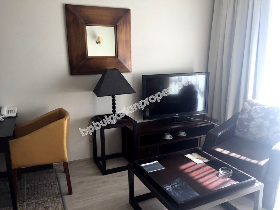 Роскошная меблированная двухкомнатная квартира до пляжа на продажу в курорте Солнечный Берег Роскошная меблированная двухкомнатная квартира до пляжа на продажу в курорте Солнечный Берег