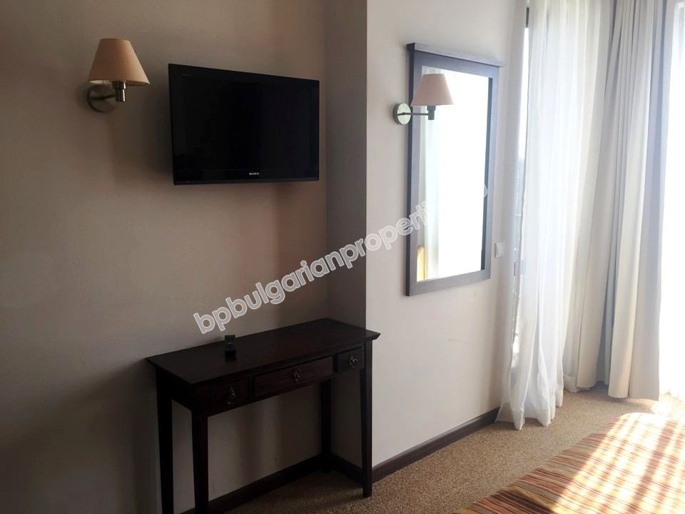 Роскошная меблированная двухкомнатная квартира до пляжа на продажу в курорте Солнечный Берег Роскошная меблированная двухкомнатная квартира до пляжа на продажу в курорте Солнечный Берег