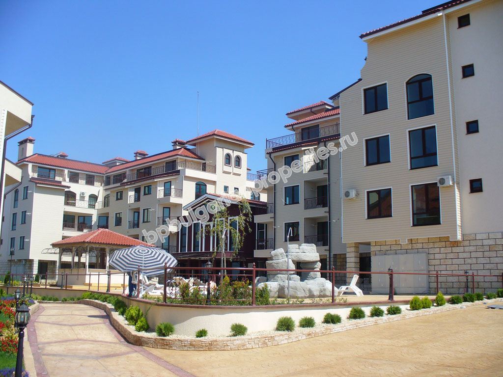 Дешевая студия на продажу в комплексе недалеко от курорта Солнечный Берег Дешевая студия на продажу в комплексе недалеко от курорта Солнечный Берег