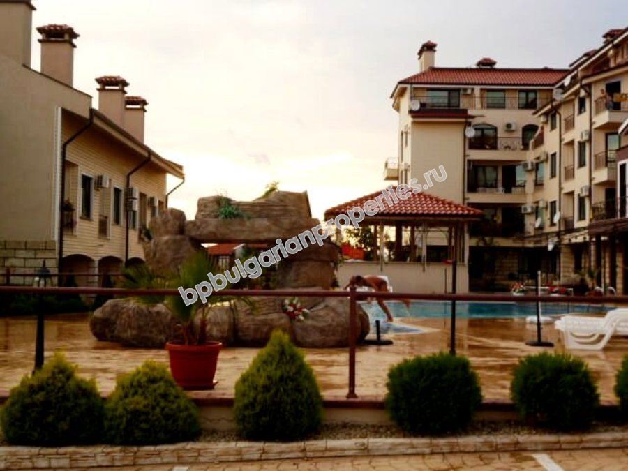 Дешевая студия на продажу в комплексе недалеко от курорта Солнечный Берег Дешевая студия на продажу в комплексе недалеко от курорта Солнечный Берег