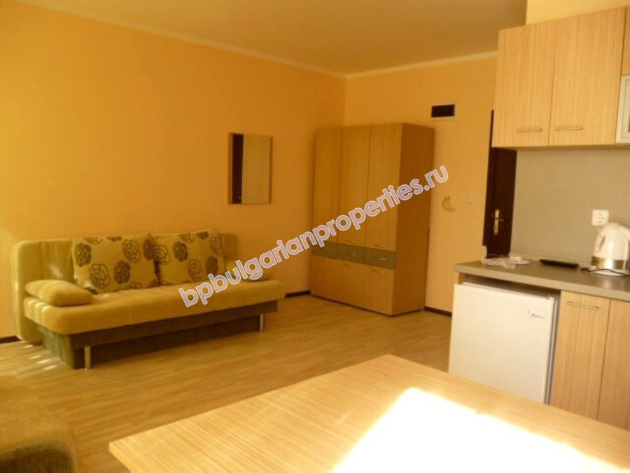 Дешевая студия на продажу в комплексе недалеко от курорта Солнечный Берег Дешевая студия на продажу в комплексе недалеко от курорта Солнечный Берег