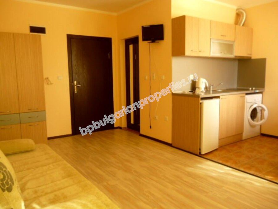 Дешевая студия на продажу в комплексе недалеко от курорта Солнечный Берег Дешевая студия на продажу в комплексе недалеко от курорта Солнечный Берег