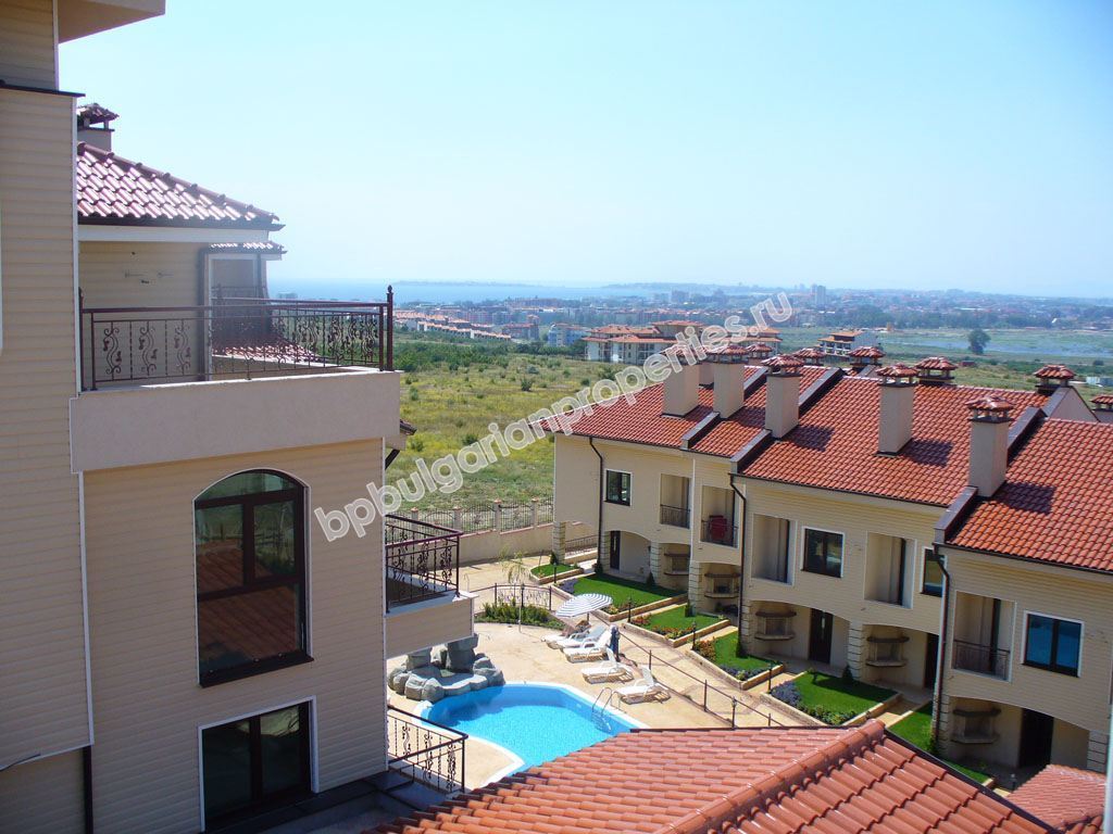 Дешевая студия на продажу в комплексе недалеко от курорта Солнечный Берег Дешевая студия на продажу в комплексе недалеко от курорта Солнечный Берег