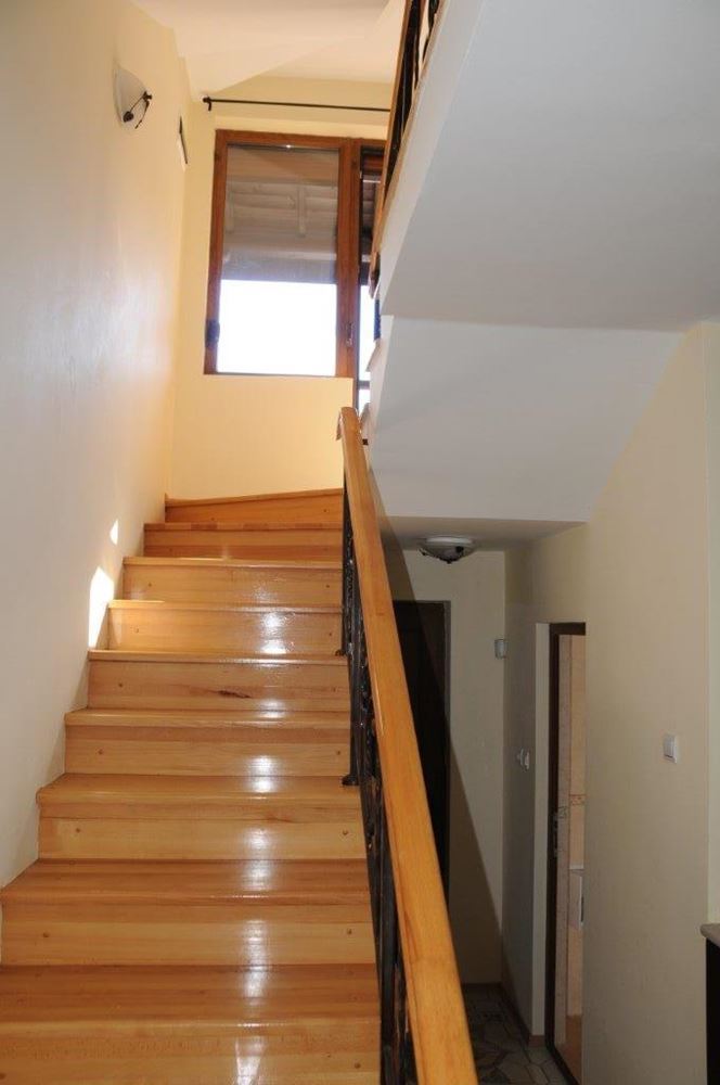 Коттедж-люкс в закрытом комплексе в 50 метрах от Райского залива Коттедж-люкс в закрытом комплексе в 50 метрах от Райского залива