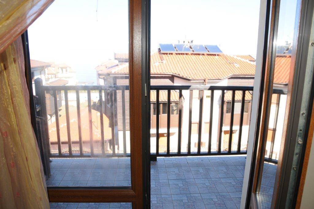 Коттедж-люкс в закрытом комплексе в 50 метрах от Райского залива Коттедж-люкс в закрытом комплексе в 50 метрах от Райского залива