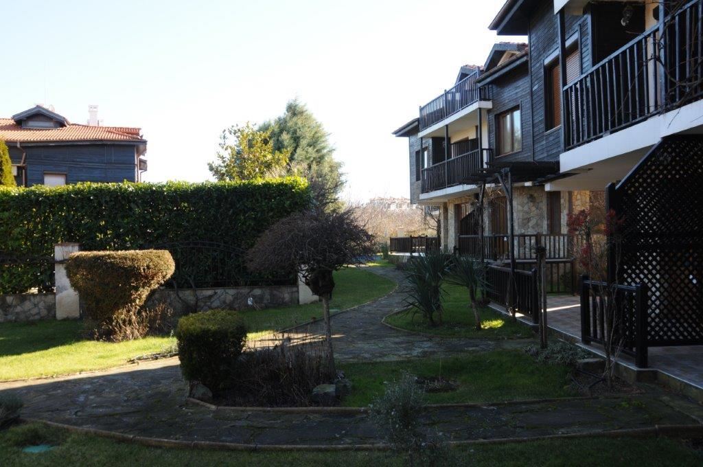 Коттедж-люкс в закрытом комплексе в 50 метрах от Райского залива Коттедж-люкс в закрытом комплексе в 50 метрах от Райского залива