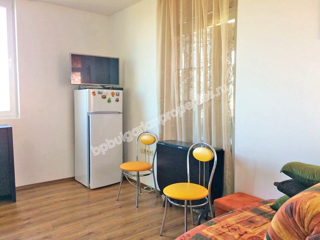 Двухкомнатная меблированная квартира близко к пляжу на продажу в курорте Солнечный Берег