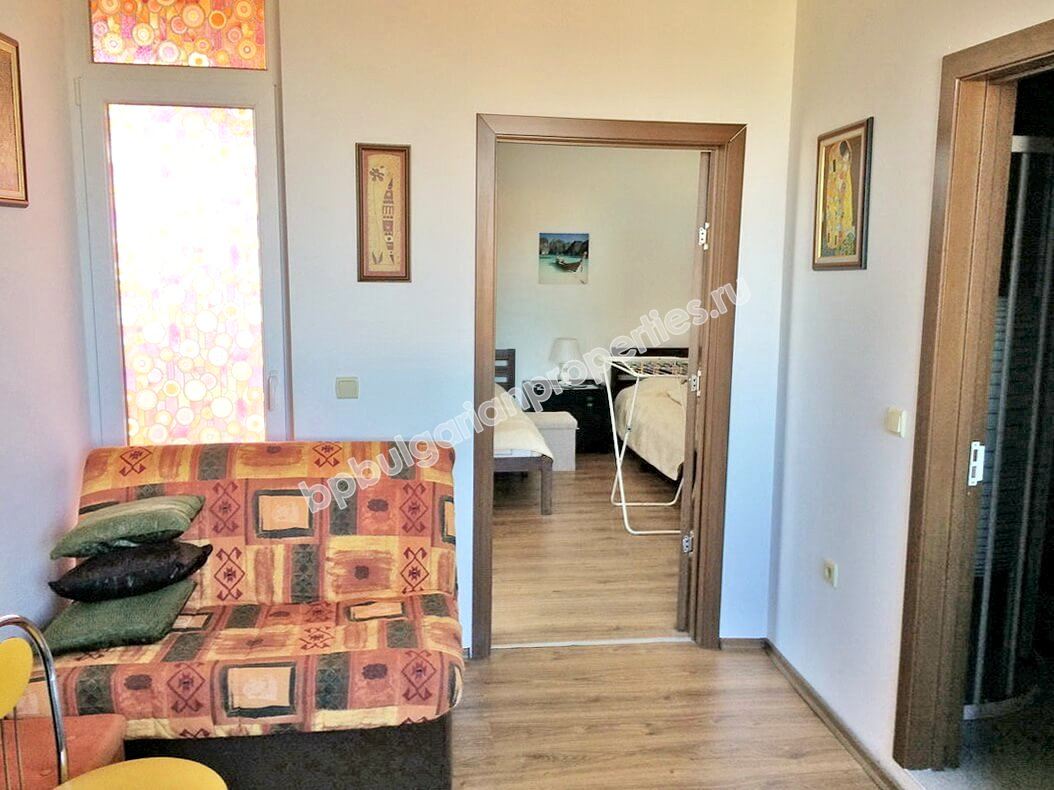 Двухкомнатная меблированная квартира близко к пляжу на продажу в курорте Солнечный Берег