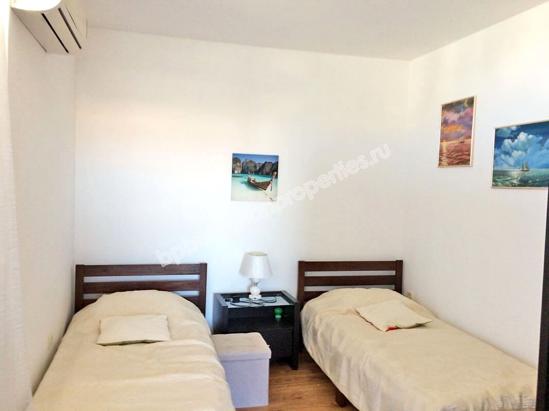 Двухкомнатная меблированная квартира близко к пляжу на продажу в курорте Солнечный Берег