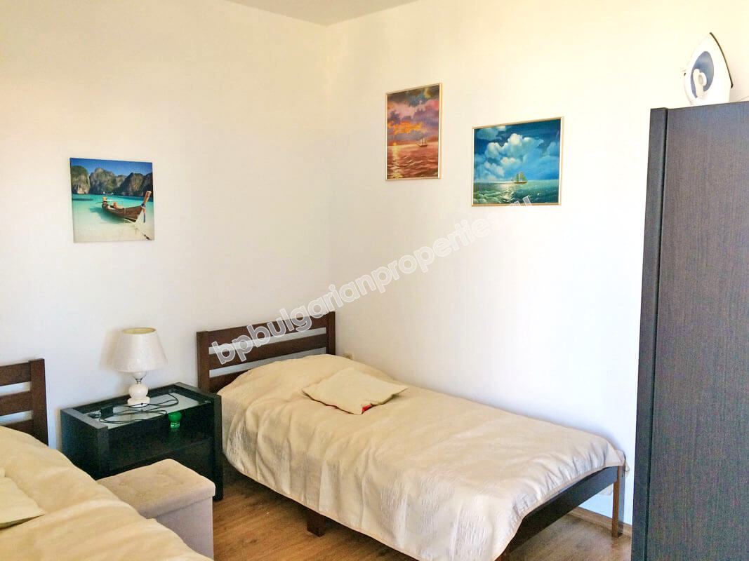 Двухкомнатная меблированная квартира близко к пляжу на продажу в курорте Солнечный Берег