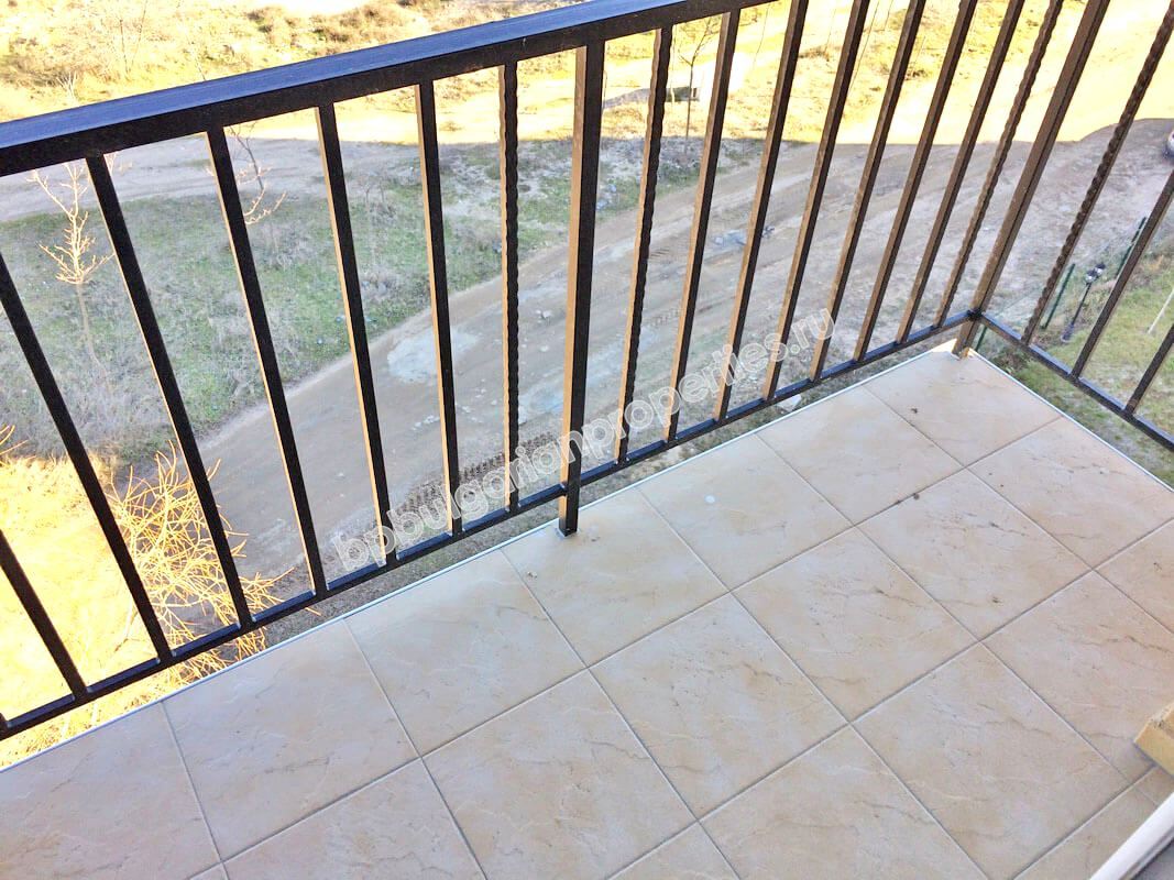 Двухкомнатная меблированная квартира близко к пляжу на продажу в курорте Солнечный Берег