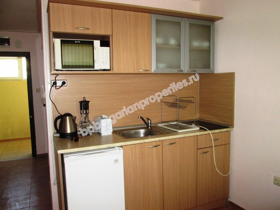 Дешевая меблированная студия на продажу в курорте Солнечный Берег