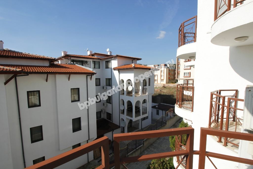 Меблированная студия близко к пляжу на продажу в курорте Солнечный Берег