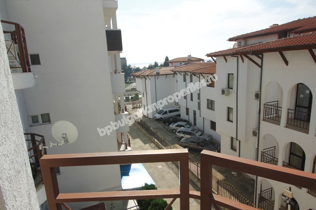 Меблированная студия близко к пляжу на продажу в курорте Солнечный Берег