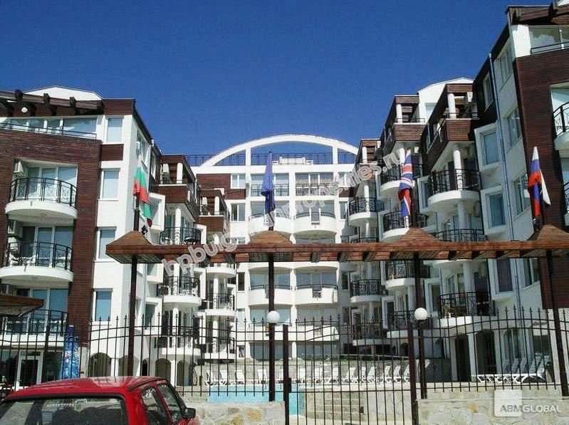 Меблированная студия близко к пляжу на продажу в курорте Солнечный Берег