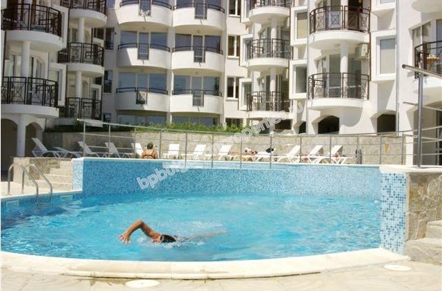 Меблированная студия близко к пляжу на продажу в курорте Солнечный Берег