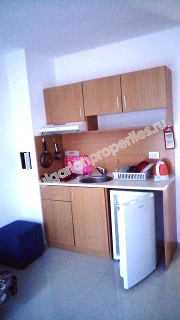 Дешевая обставленная студия на продажу в курорте Солнечный Берег Дешевая обставленная студия на продажу в курорте Солнечный Берег