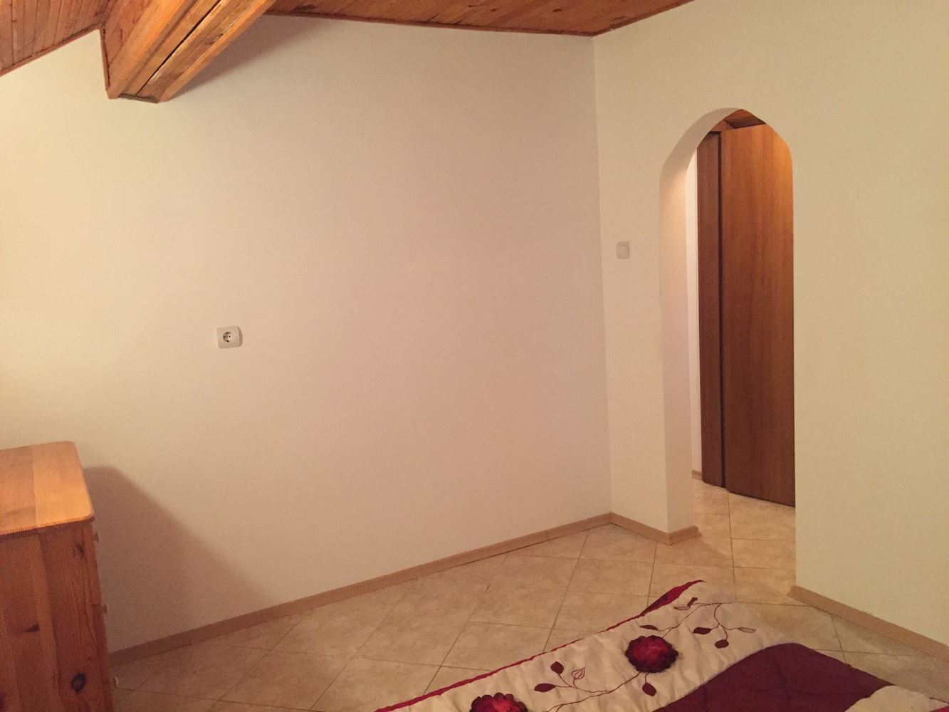 Меблированный отдельный дом с участком близко от Бургаса Меблированный отдельный дом с участком близко от Бургаса