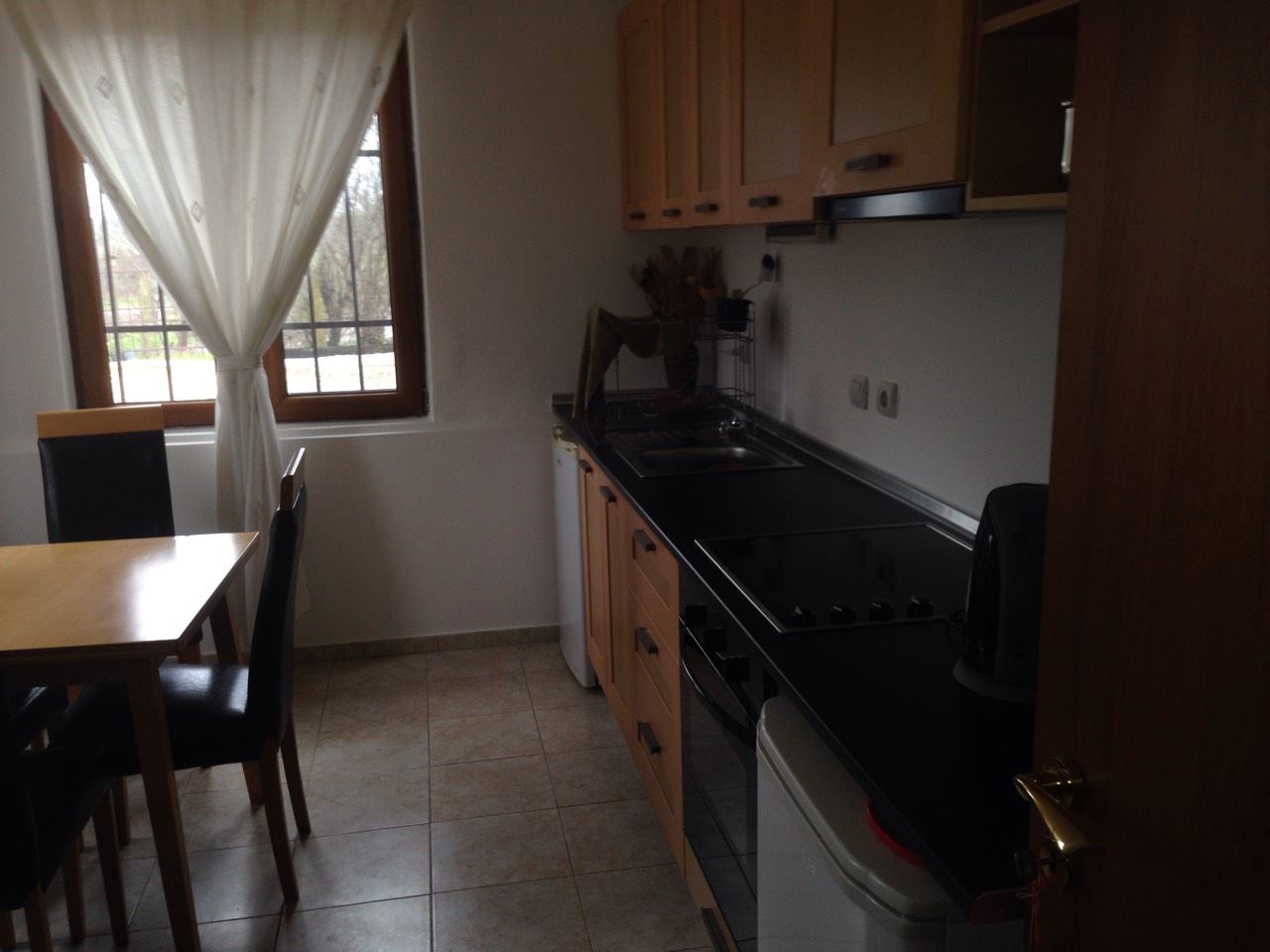 Меблированный отдельный дом с участком близко от Бургаса Меблированный отдельный дом с участком близко от Бургаса