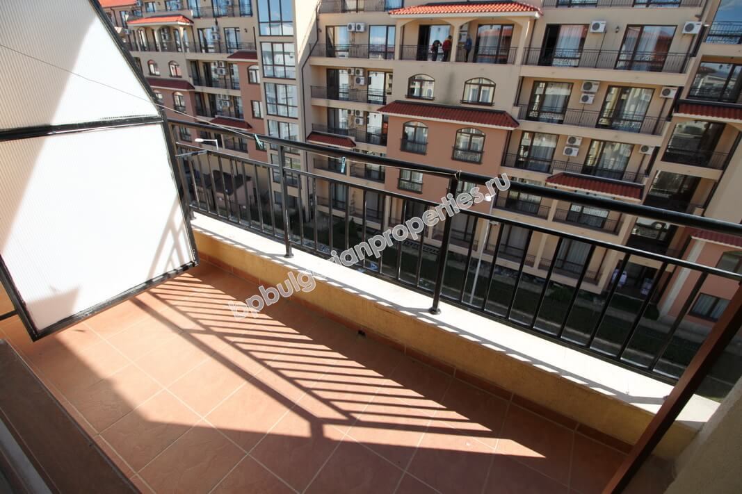 Меблированная квартира-студия близко к пляжу на продажу в Солнечном Берегу