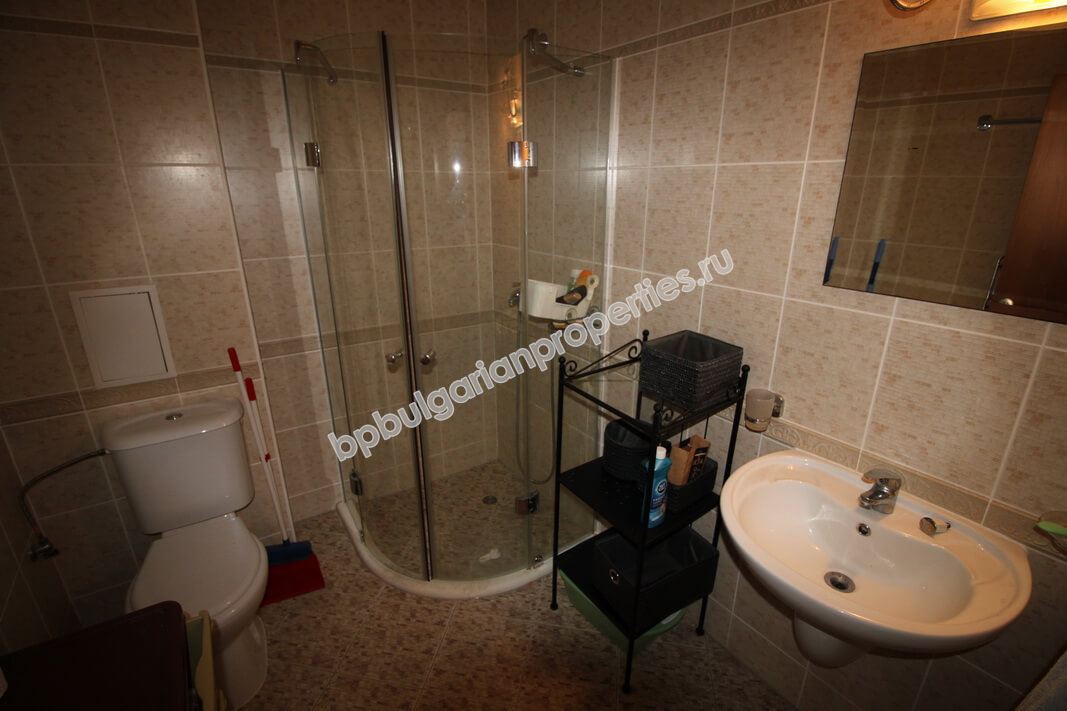 Меблированная квартира-студия близко к пляжу на продажу в Солнечном Берегу