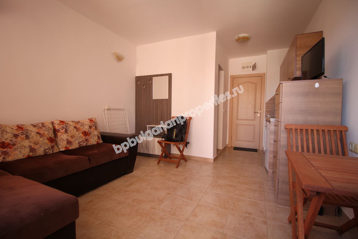 Меблированная студия на продажу в курорте Святой Влас Меблированная студия на продажу в курорте Святой Влас