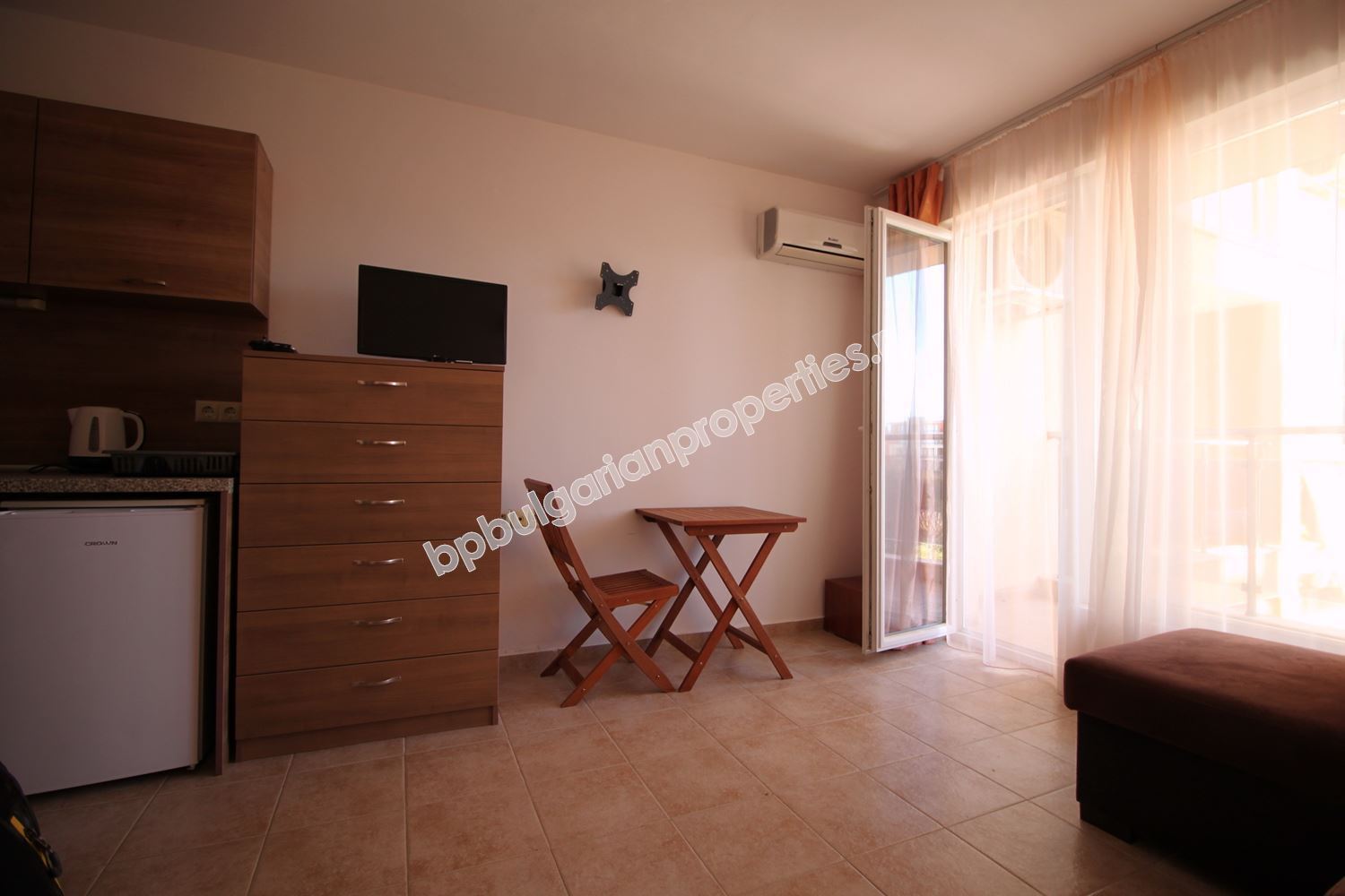 Меблированная студия на продажу в курорте Святой Влас Меблированная студия на продажу в курорте Святой Влас