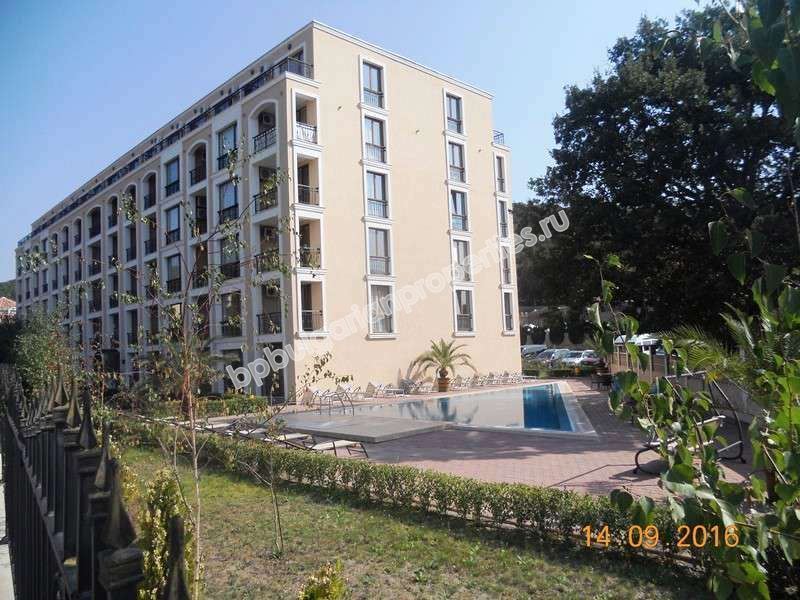 Выгодная студия близко к пляжу на продажу в курорте Елените