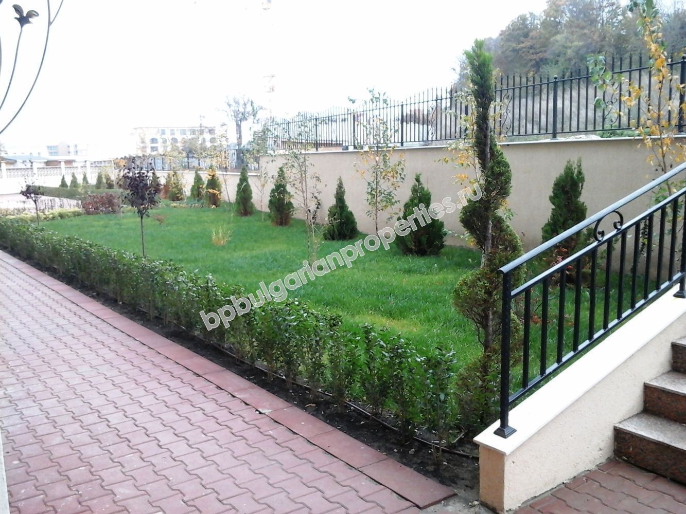 Выгодная студия близко к пляжу на продажу в курорте Елените