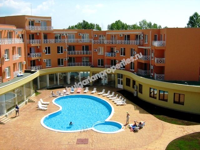 Двухкомнатная меблированная квартира на продажу в курорте Солнечный Берег