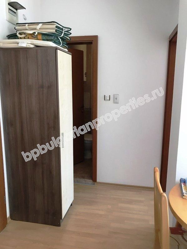 Двухкомнатная меблированная квартира на продажу в курорте Солнечный Берег