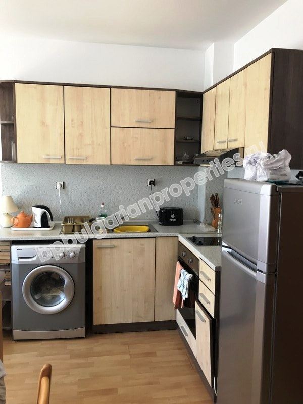 Двухкомнатная меблированная квартира на продажу в курорте Солнечный Берег